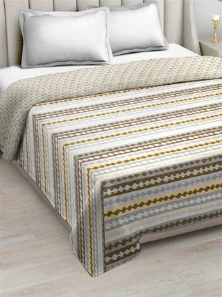 FABINALIV Multicolor Striped Reversible  350 GSM Micro Fiber Filling Double Bed AC Comforter