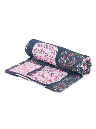 FABINALIV Multicolor Geometric Reversible  350 GSM Micro Fiber Filling Double Bed AC Comforter