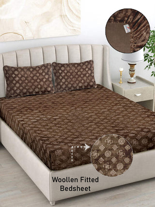 FABINALIV Brown Geometric 300 TC Woollen Embossed King Size Fitted Double Bedsheet with 2 Pillow Covers