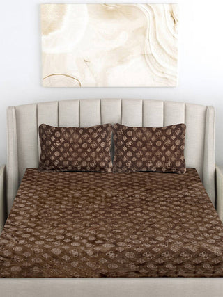FABINALIV Brown Geometric 300 TC Woollen Embossed King Size Fitted Double Bedsheet with 2 Pillow Covers