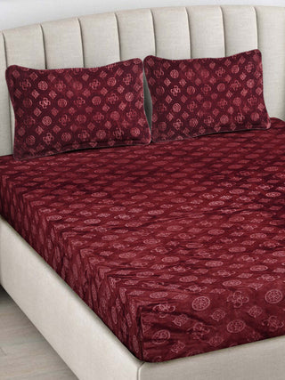 FABINALIV Maroon Geometric 300 TC Woollen Embossed King Size Double Bedsheet with 2 Pillow Covers