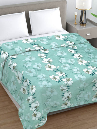 FABINALIV Green Floral Ultrasonic Quilted Reversible 350 GSM AC Room Double Bed Comforter