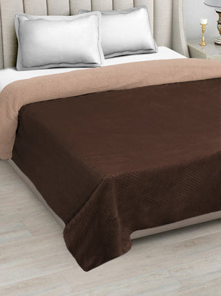 FABINALIV Brown Geometric Mild Winter 450 GSM Micro Fiber Filling Double Bed Comforter