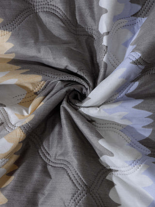 FABINALIV Multicolor Striped Reversible Mild Winter 350 GSM Micro Fiber Filling Double Bed Comforter