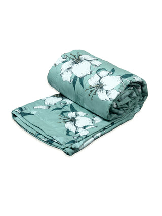 FABINALIV Green Floral Cotton Blend King Size Ultrasonic Quilted Reversible Double Bedcover with 2 Quilted Pillow Covers (250X225 cm)