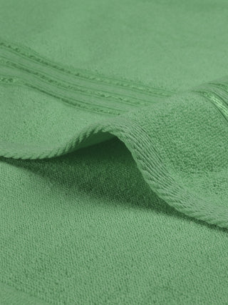FABINALIV Unisex Green Solid 300 GSM Cotton Bath Towel (145X70 cm)