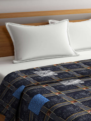 FABINALIV Black Geometric 350 GSM Micro Fiber Filling Double Bed Comforter