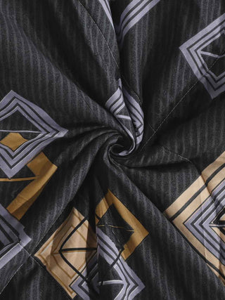 FABINALIV Black Geometric 350 GSM Micro Fiber Filling Double Bed Comforter