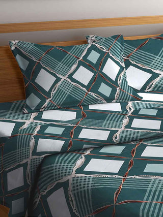FABINALIV Green Geometric 350 GSM Micro Fiber Filling Comforter Bedding Set