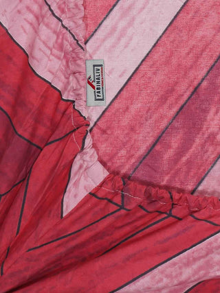 FABINALIV Red Geometric 300 TC Cotton Blend King Size Fitted Double Bedsheet with 2 Pillow Covers (250X225 cm)