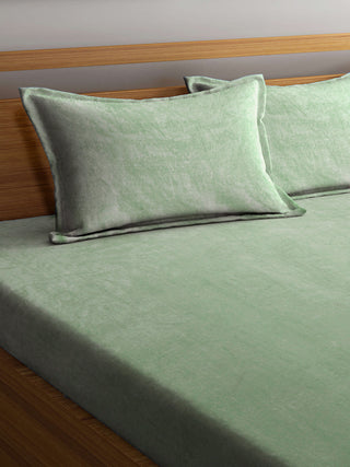 FABINALIV Light Green Solid 300 TC Woollen King Size Fitted Double Bedsheet with 2 Pillow Covers (250X225 cm)