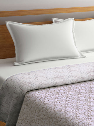 FABINALIV Multicolor Geometric Reversible AC Room 300 GSM Pure Cotton Double Bed Dohar